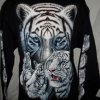 Sweat tigre (vue de dos)